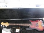 26 - Fender American Standard P-Bass & Fender HS case.JPG