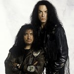 Gene-Simmonds-Paul-Stanley.jpg